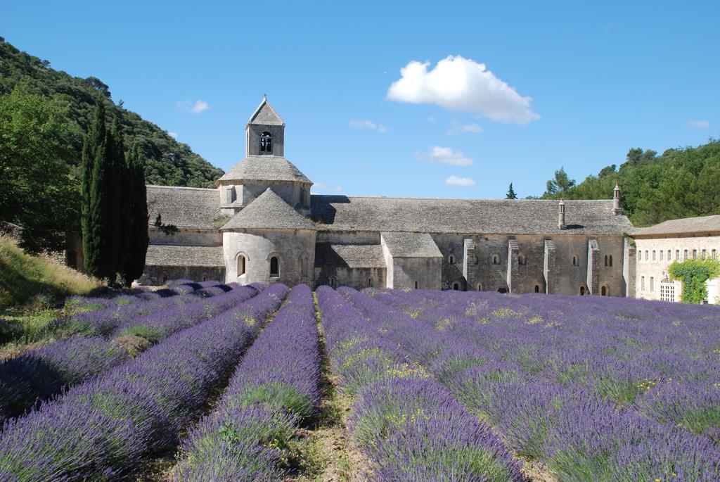 Le Clos Martin Eyragues Bagian luar foto
