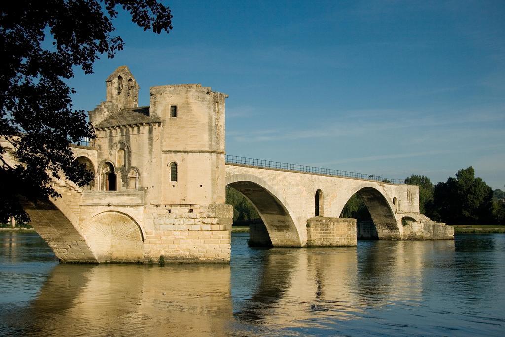Le Clos Martin Eyragues Bagian luar foto