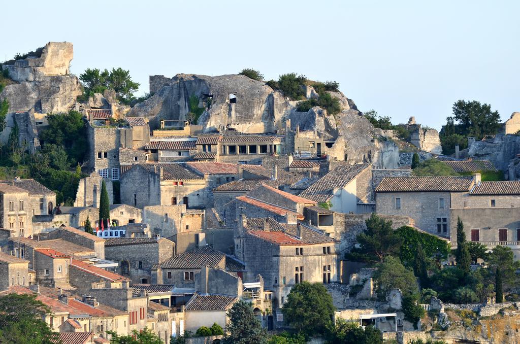 Le Clos Martin Eyragues Bagian luar foto